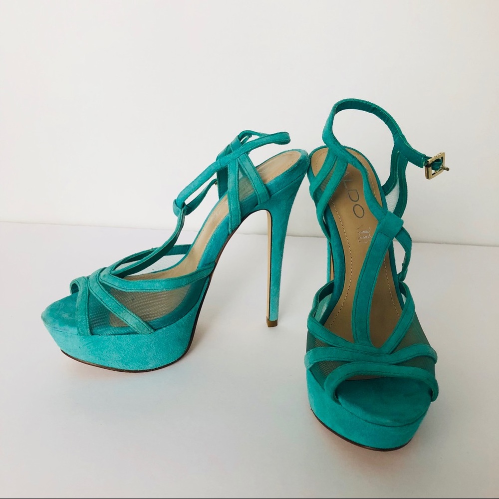 Suede and mesh sandals